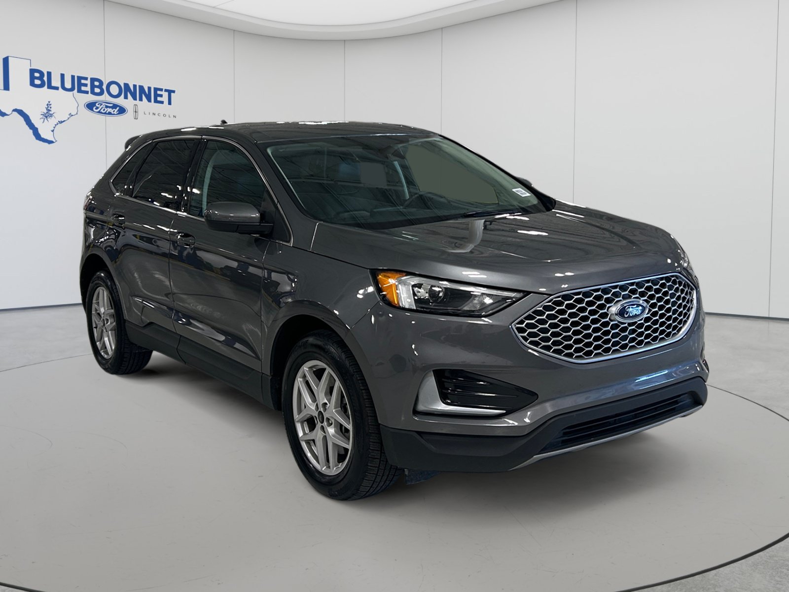 Certified 2024 Ford Edge SEL AWD/4WD image 3
