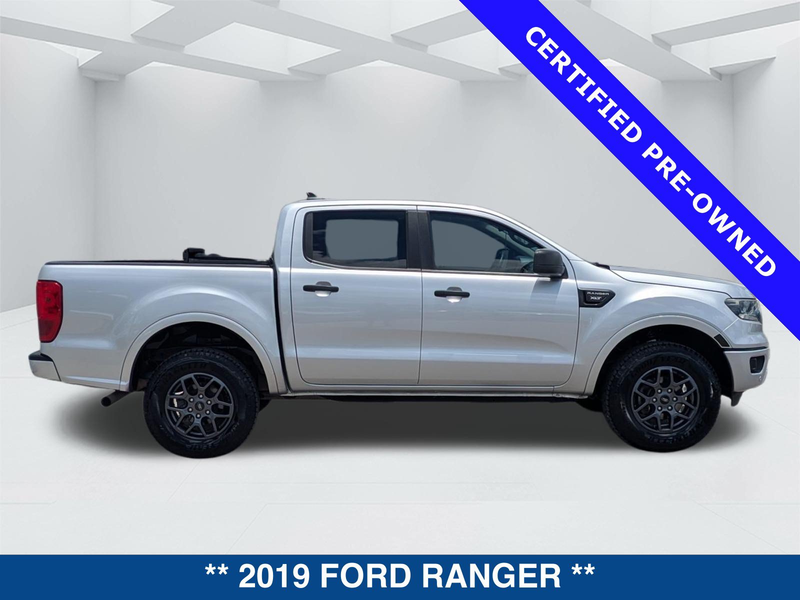 Certified 2019 Ford Ranger XLT w/ Equipment Group 301A Mid RWD image 4