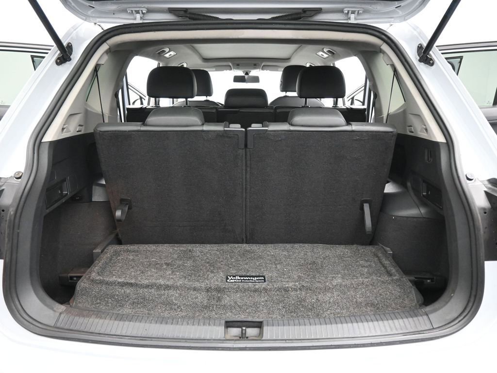 Used 2019 Volkswagen Tiguan SE w/ Panoramic Sunroof Package FWD image 21
