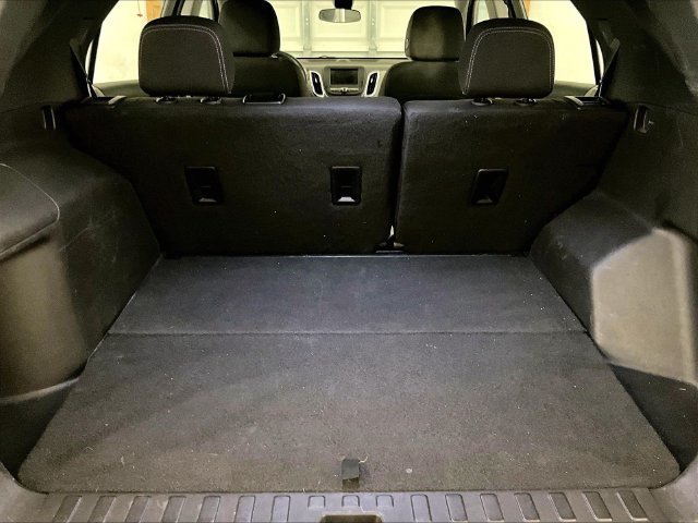 Used 2023 Chevrolet Equinox LS FWD image 33