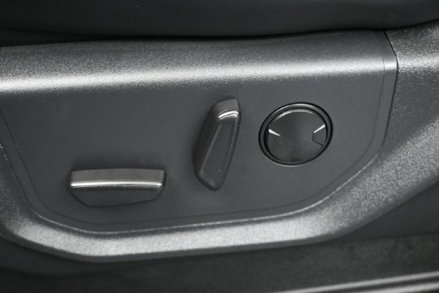 Certified 2024 Ford Expedition XLT AWD/4WD image 12