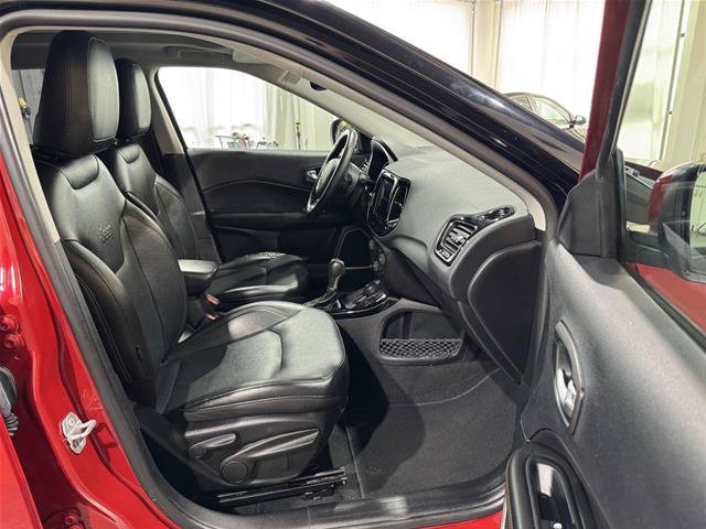 Used 2019 Jeep Compass Limited w/ Safety & Security Group AWD/4WD image 25