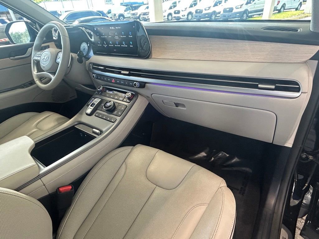 Used 2024 Hyundai Palisade Limited image 25