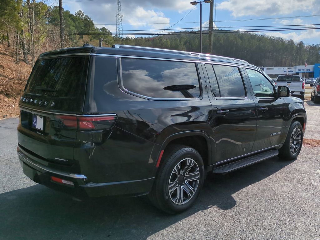 Used 2024 Jeep Wagoneer L Series II w/ Flexible Seating Group image 4