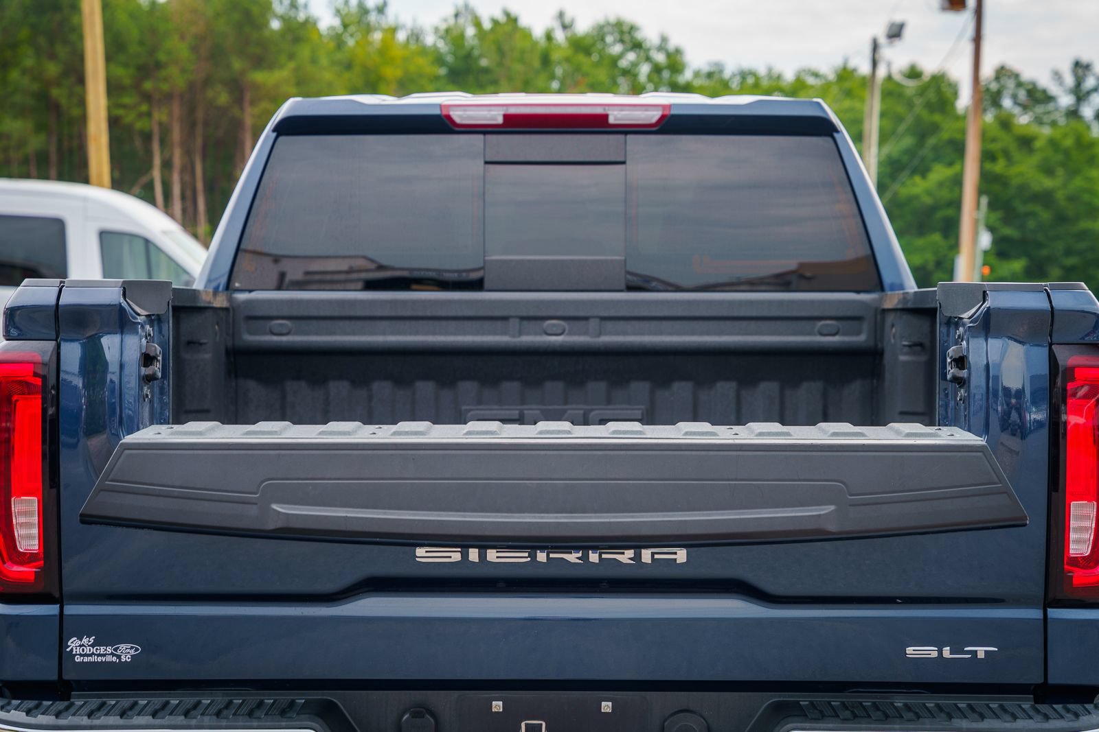 Used 2021 GMC Sierra 1500 SLT w/ SLT Premium Plus Package AWD/4WD image 25
