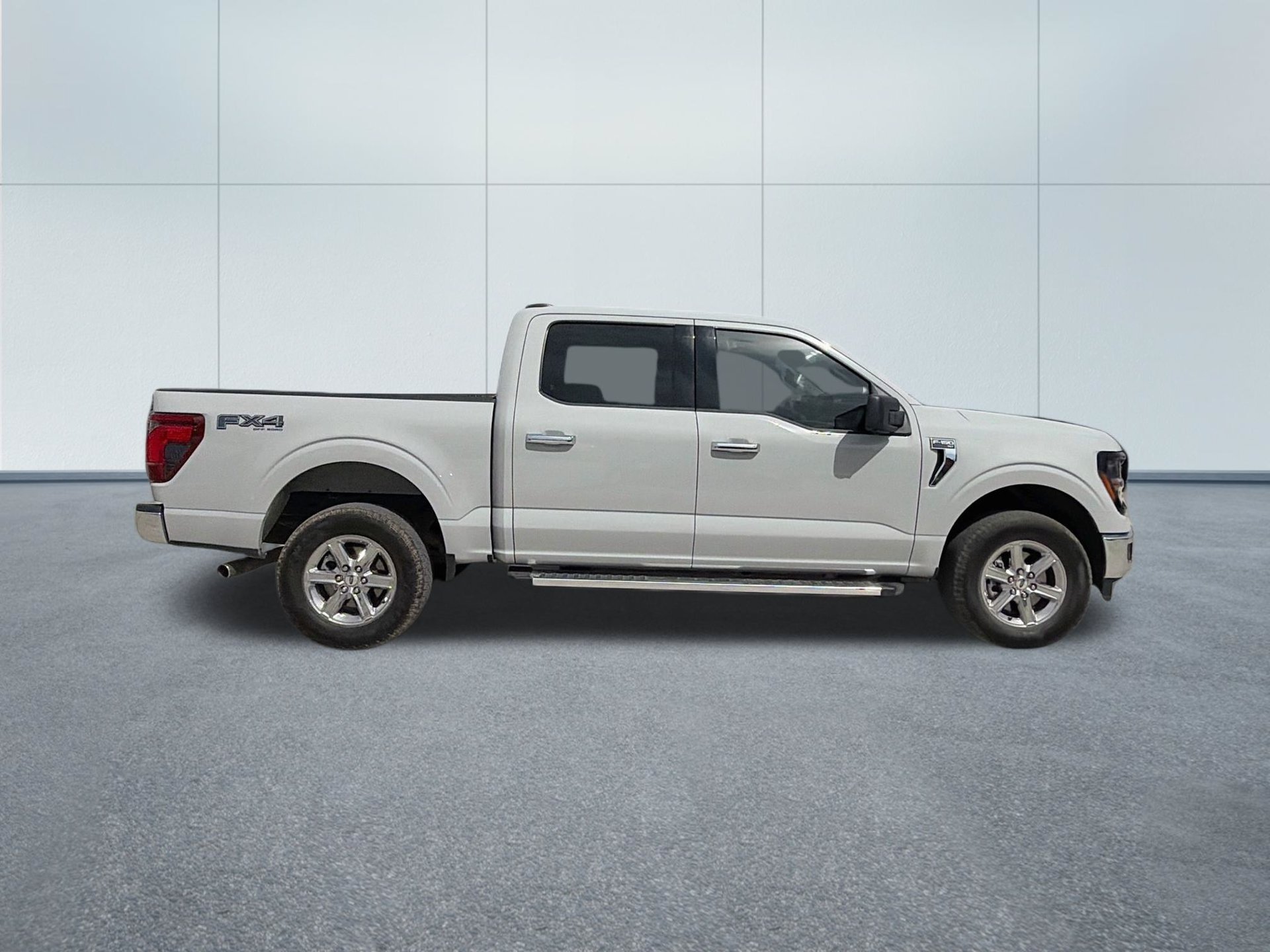 Certified 2024 Ford F150 XLT w/ FX4 Off-Road Package AWD/4WD image 4