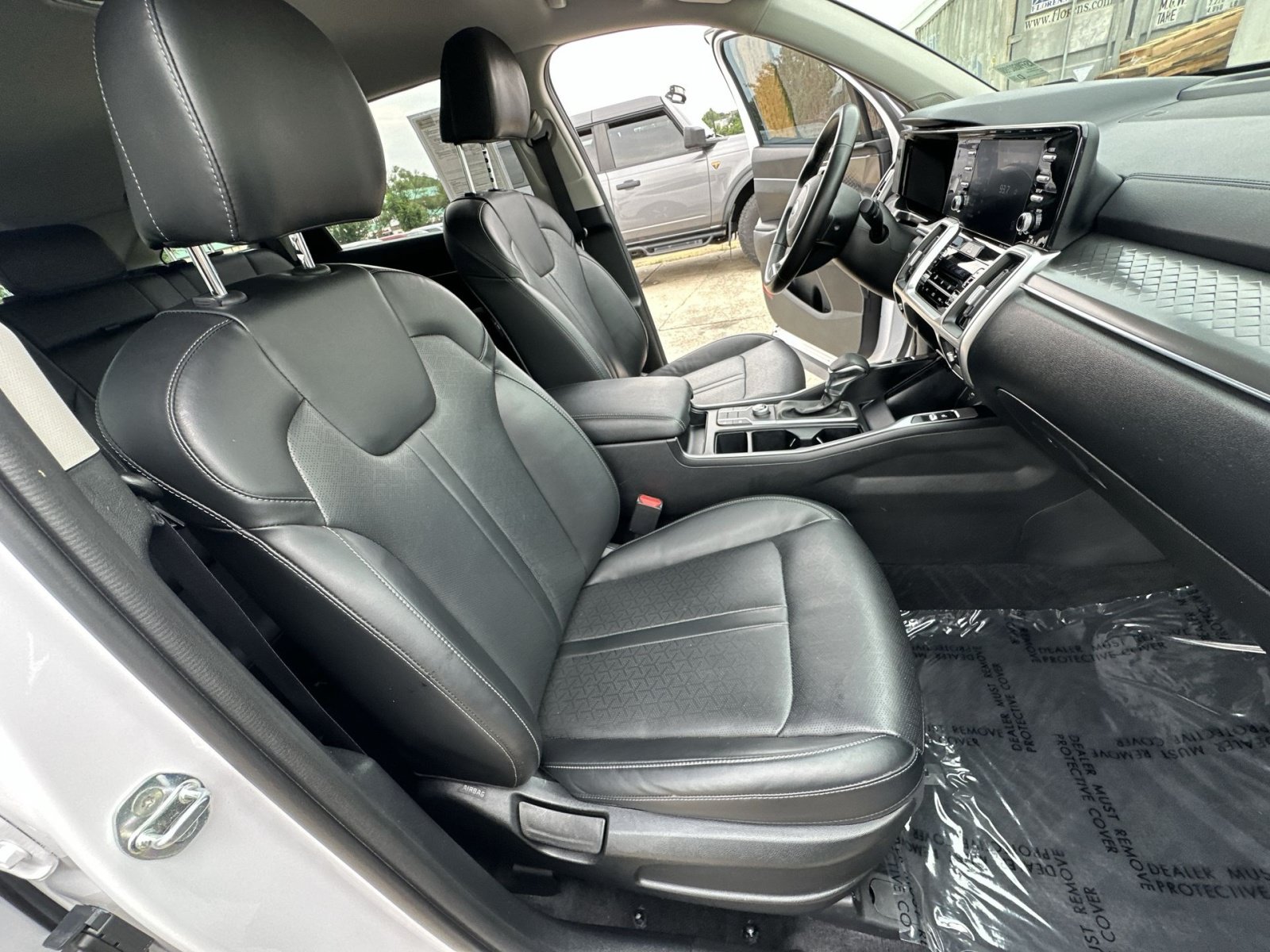 Used 2021 Kia Sorento S FWD image 34