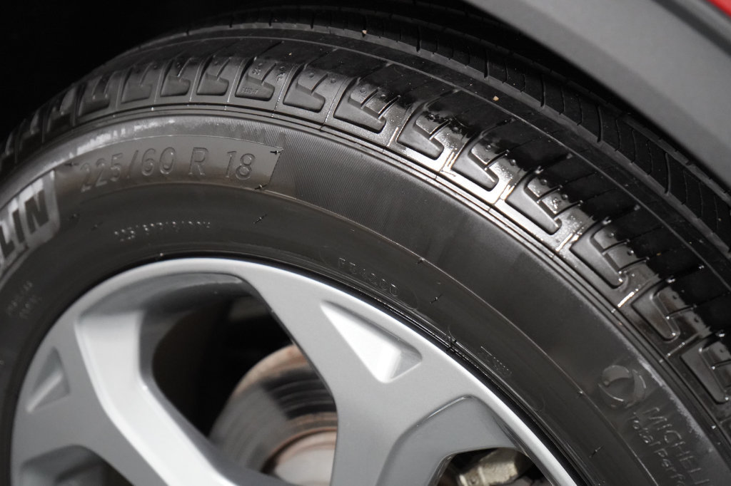 Certified 2025 Ford Escape ST-Line FWD image 34