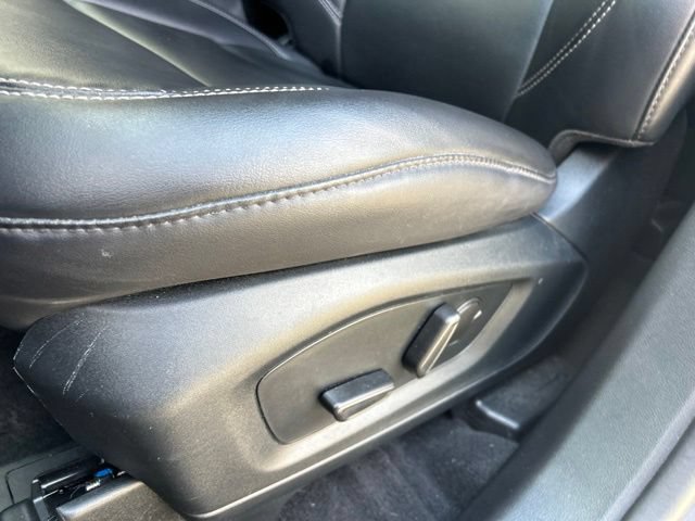 Certified 2022 Ford Explorer XLT w/ Equipment Group 202A AWD/4WD image 14