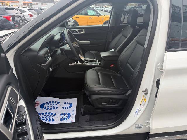 Certified 2023 Ford Explorer XLT w/ Equipment Group 202A image 10