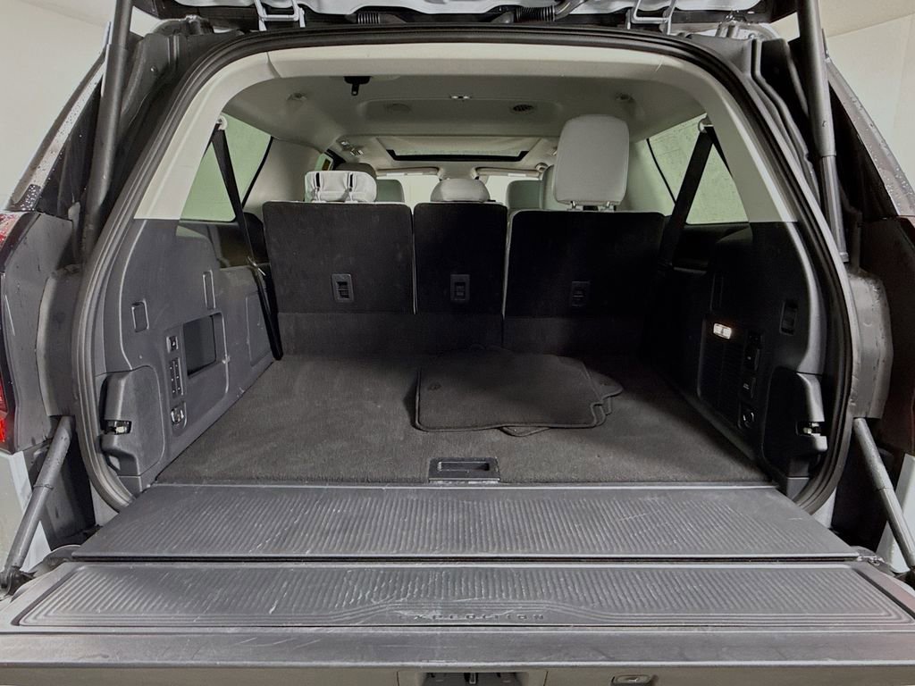 Certified 2025 Ford Expedition Max Platinum image 29