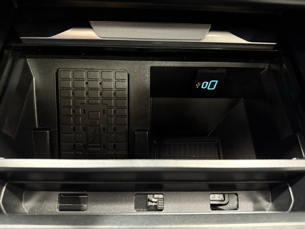 Certified 2025 Ford F450 Platinum w/ Platinum Plus Package image 43