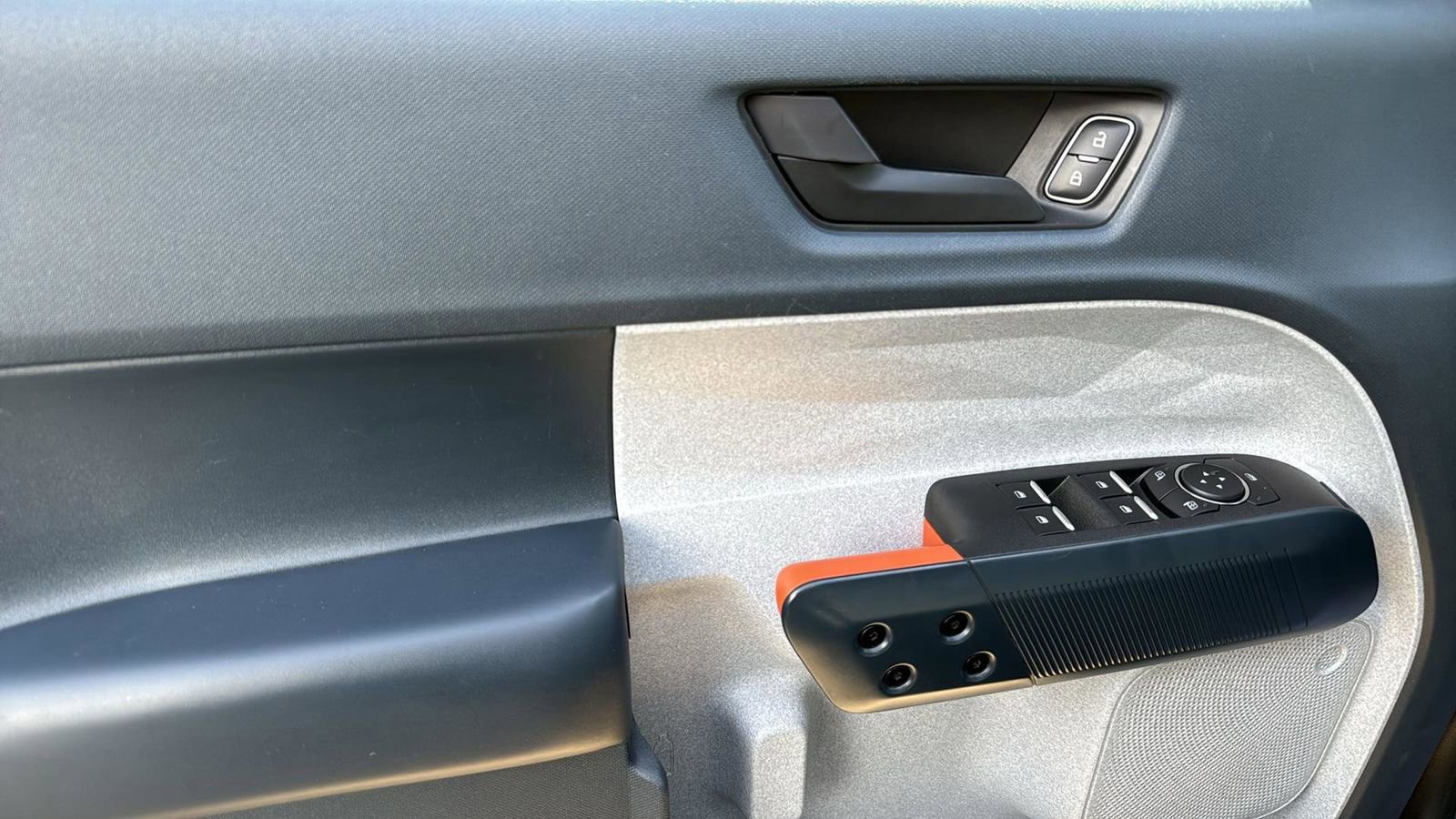 Certified 2022 Ford Maverick XLT image 12