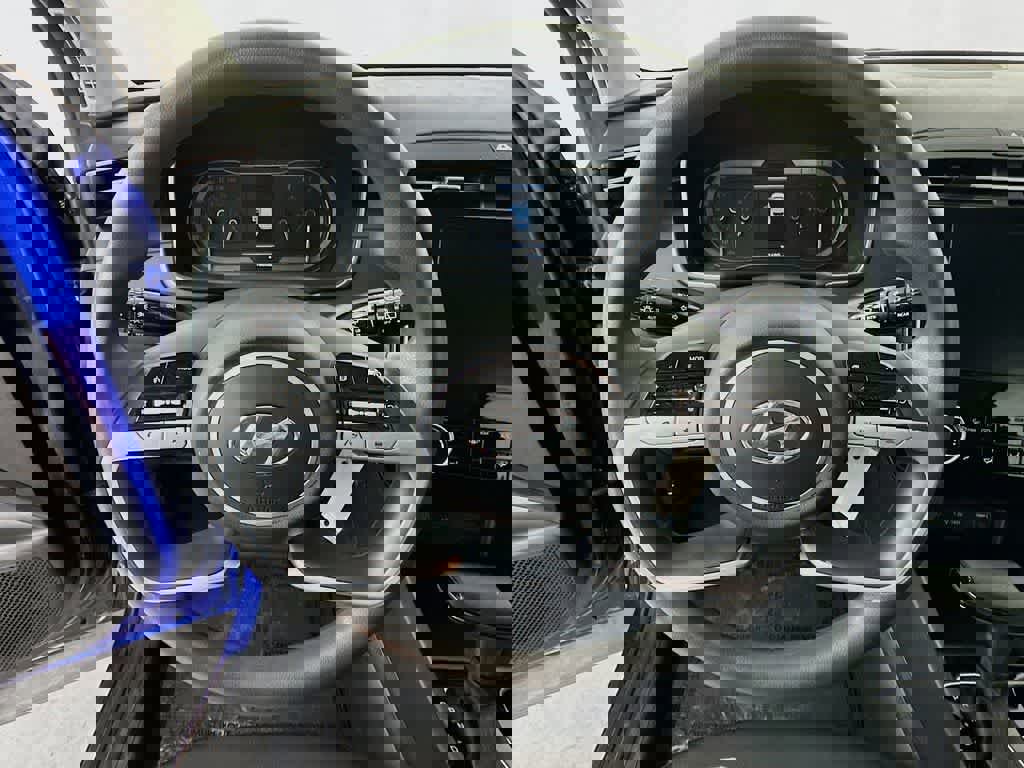 Used 2023 Hyundai Tucson SE image 18