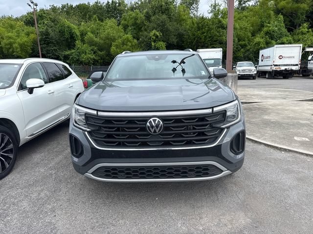 Used 2024 Volkswagen Atlas Cross Sport SE AWD/4WD image 8