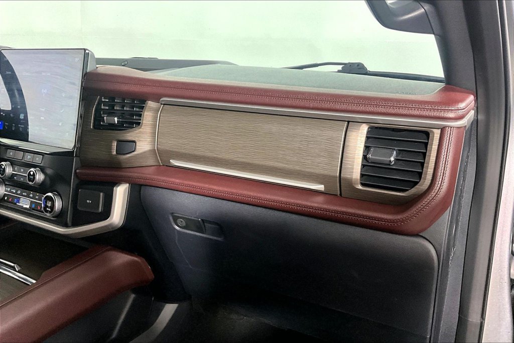 Certified 2024 Ford Expedition Max Limited AWD/4WD image 16