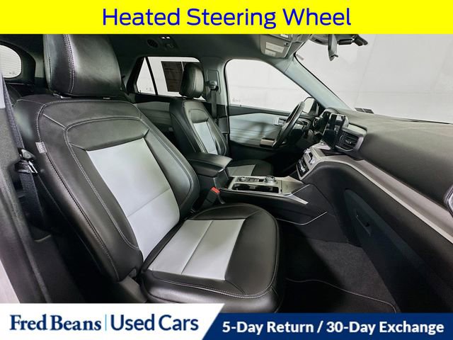 Certified 2023 Ford Explorer XLT w/ Equipment Group 202A image 35