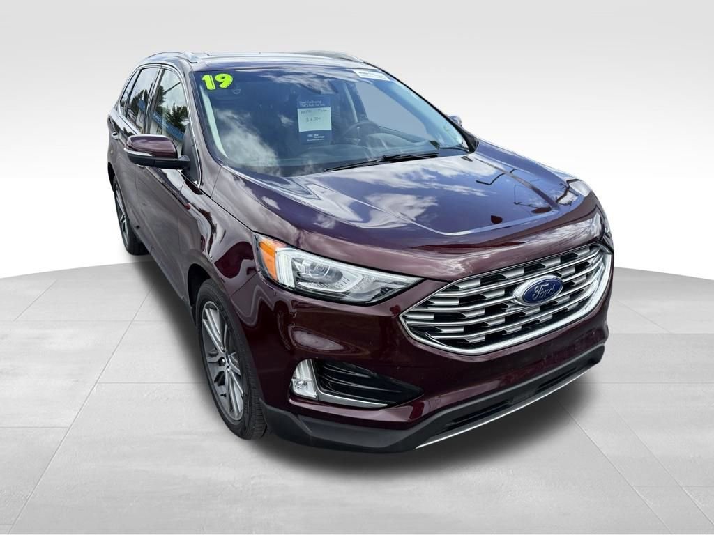 Certified 2019 Ford Edge Titanium w/ Cold Weather Package image 8