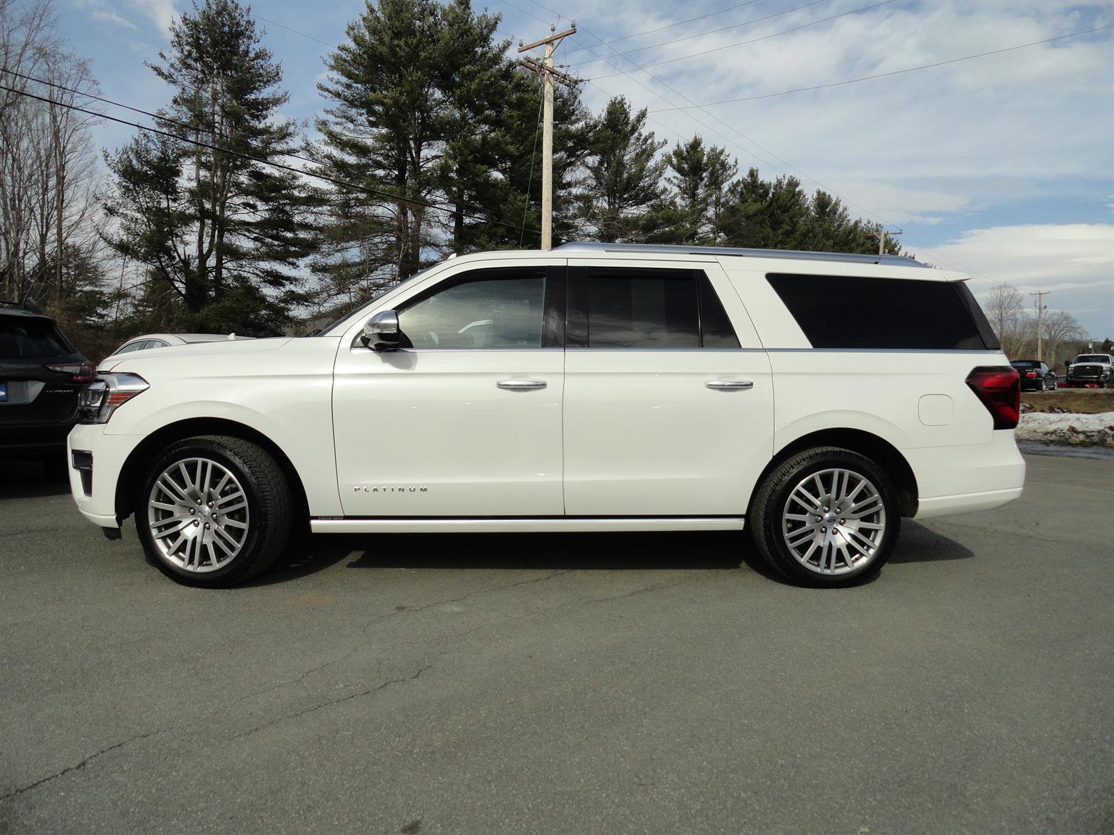 Certified 2022 Ford Expedition Max Platinum AWD/4WD image 2