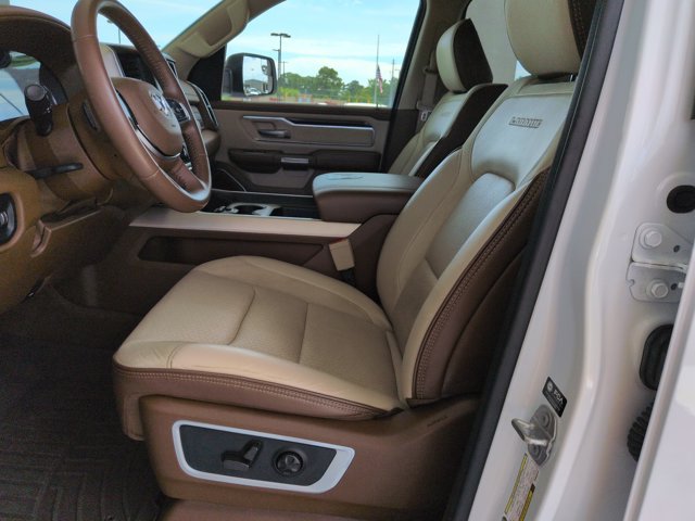 Used 2021 RAM 1500 Laramie AWD/4WD image 16