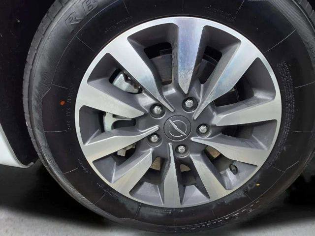 Used 2024 Chrysler Pacifica SELECT image 30