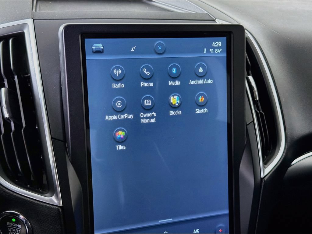Certified 2022 Ford Edge Titanium AWD/4WD image 35
