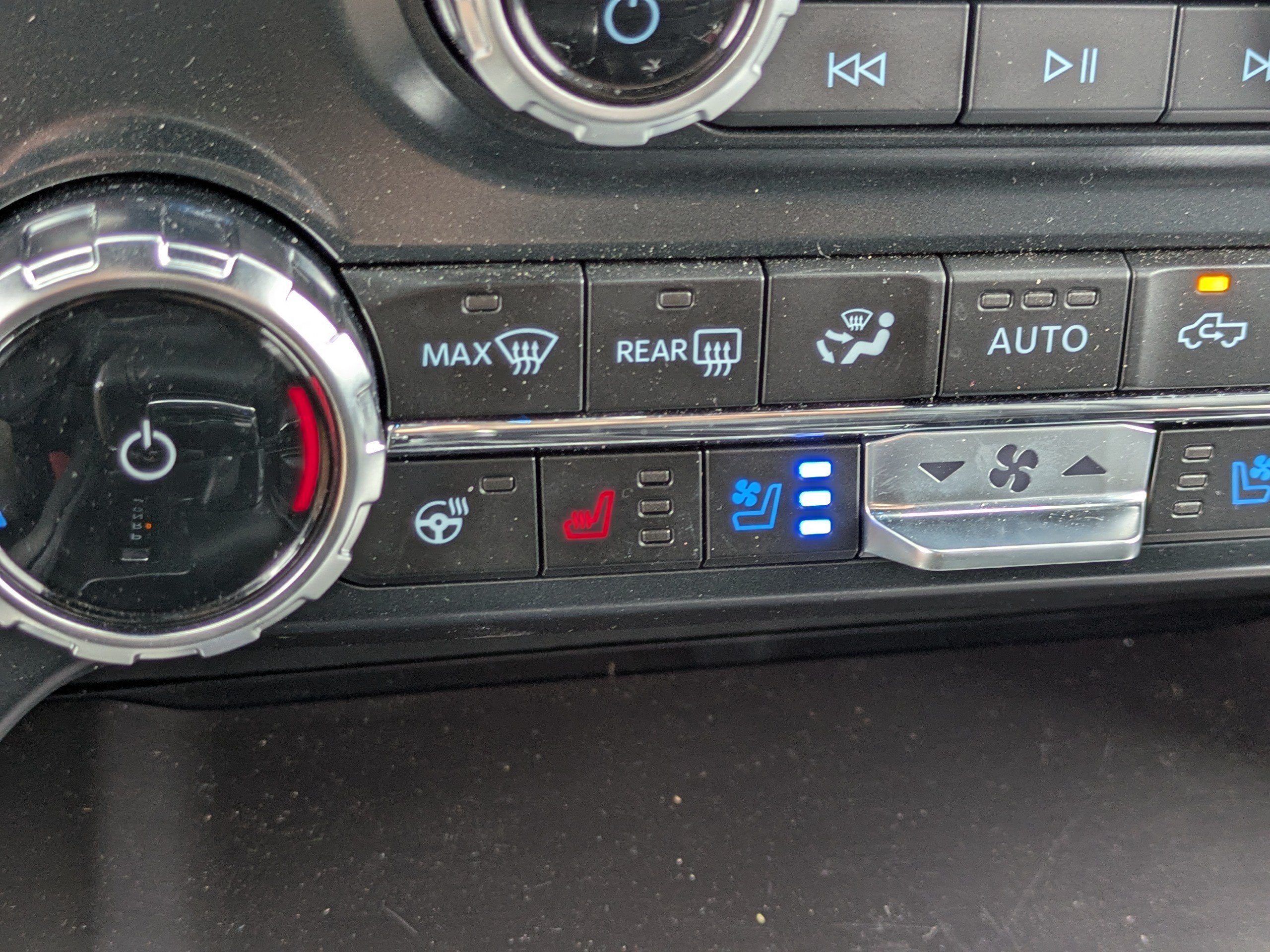 Certified 2025 Ford F150 Platinum AWD/4WD image 29