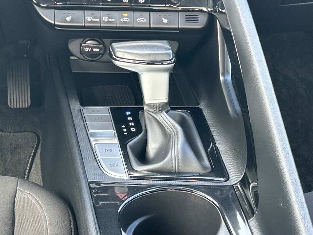 Used 2024 Hyundai Elantra SEL FWD image 16
