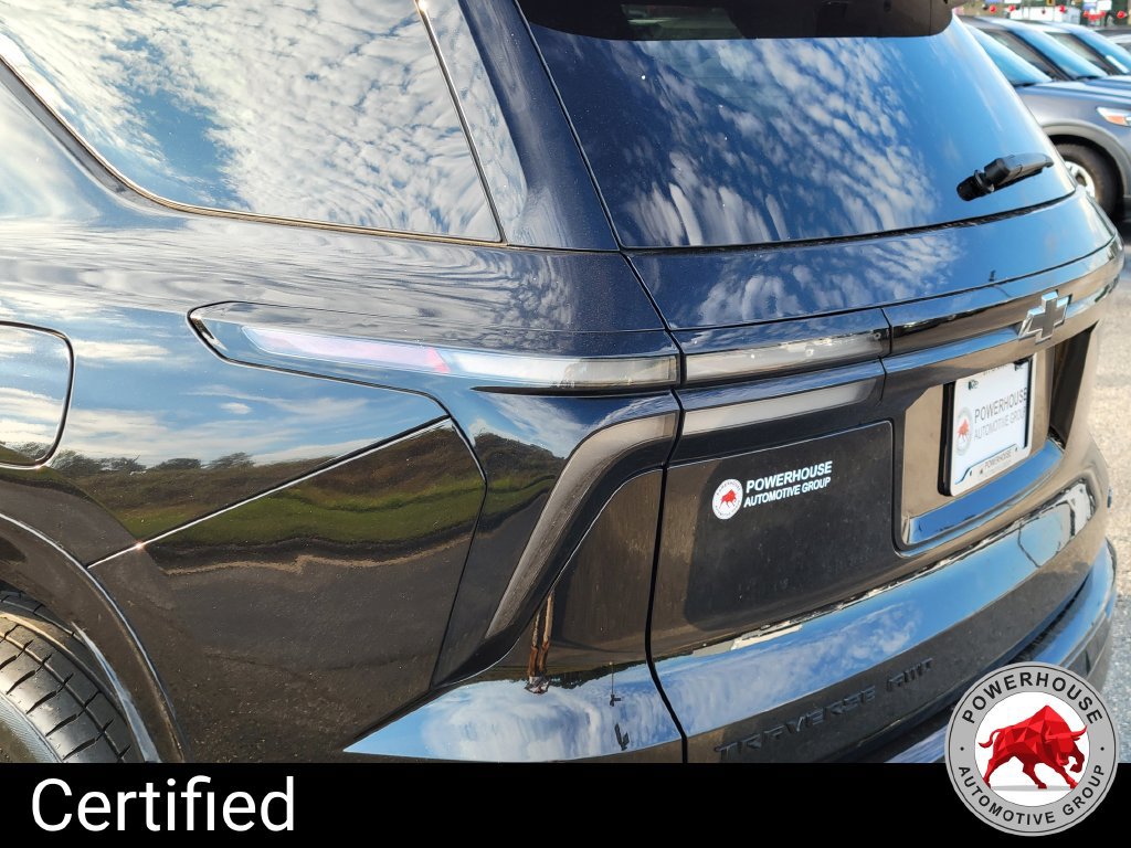 Used 2024 Chevrolet Traverse RS AWD/4WD image 13