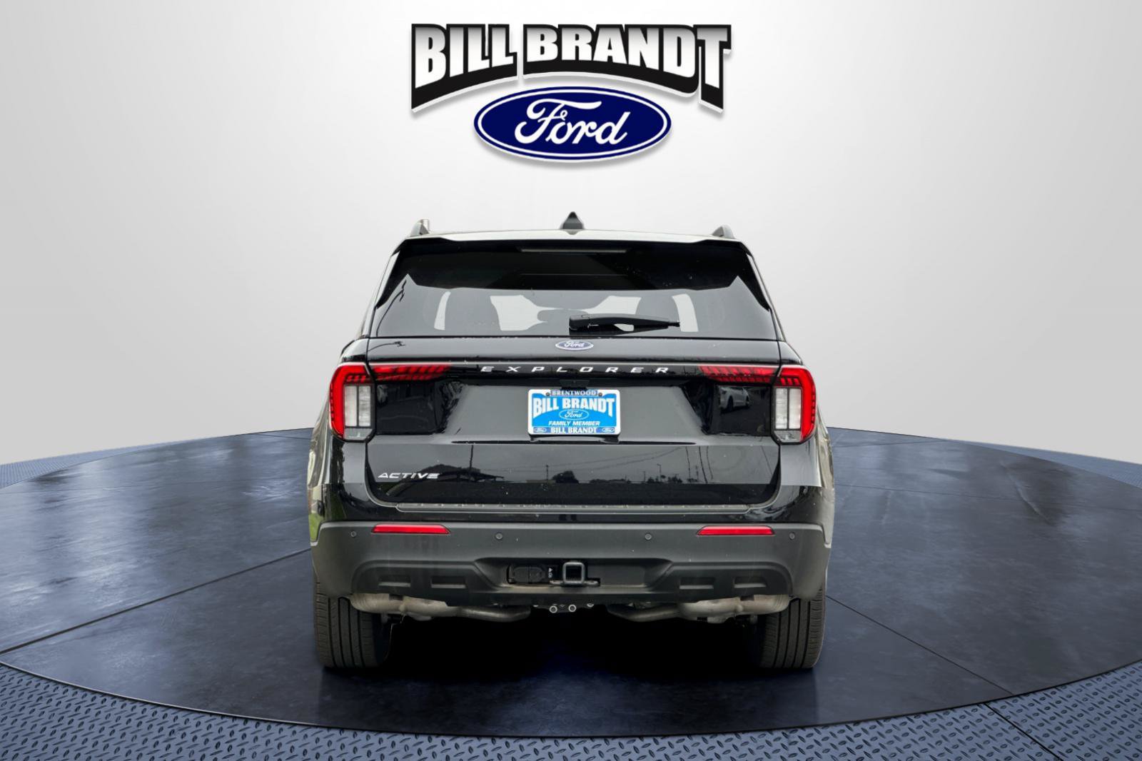 Certified 2026 Ford Explorer Active RWD image 4