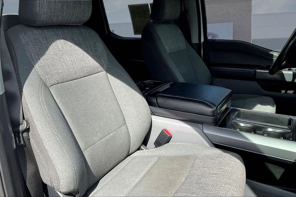 Certified 2022 Ford F150 XLT w/ Equipment Group 302A High image 30