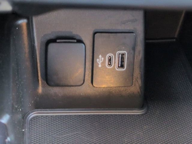 Certified 2025 Ford Explorer ST-Line AWD/4WD image 23