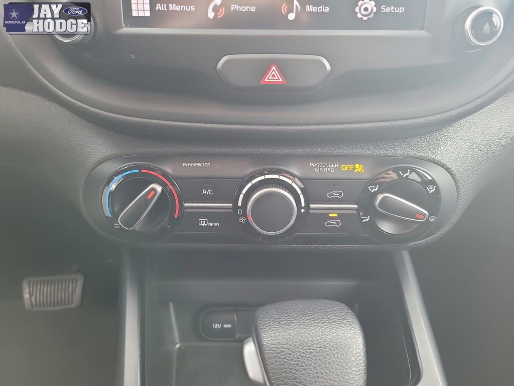 Used 2024 Kia Soul LX w/ Option Group 015 image 22