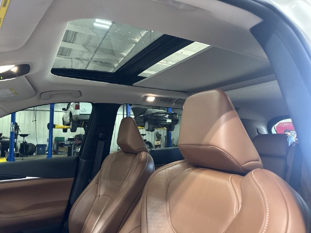 Used 2023 INFINITI QX60 Sensory w/ Vision Package AWD/4WD image 20
