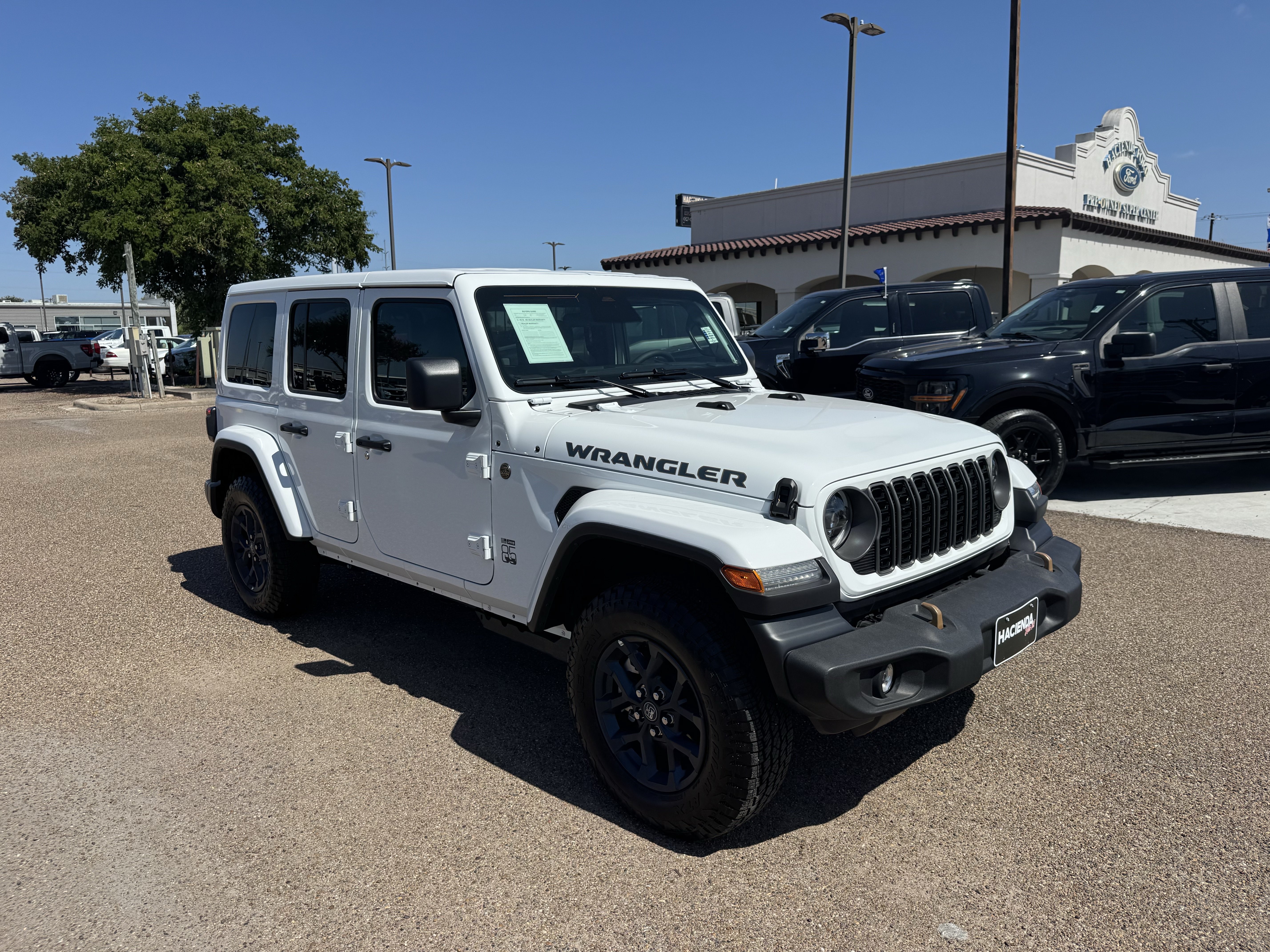 Used 2026 Jeep Wrangler Unlimited Sport AWD/4WD image 5