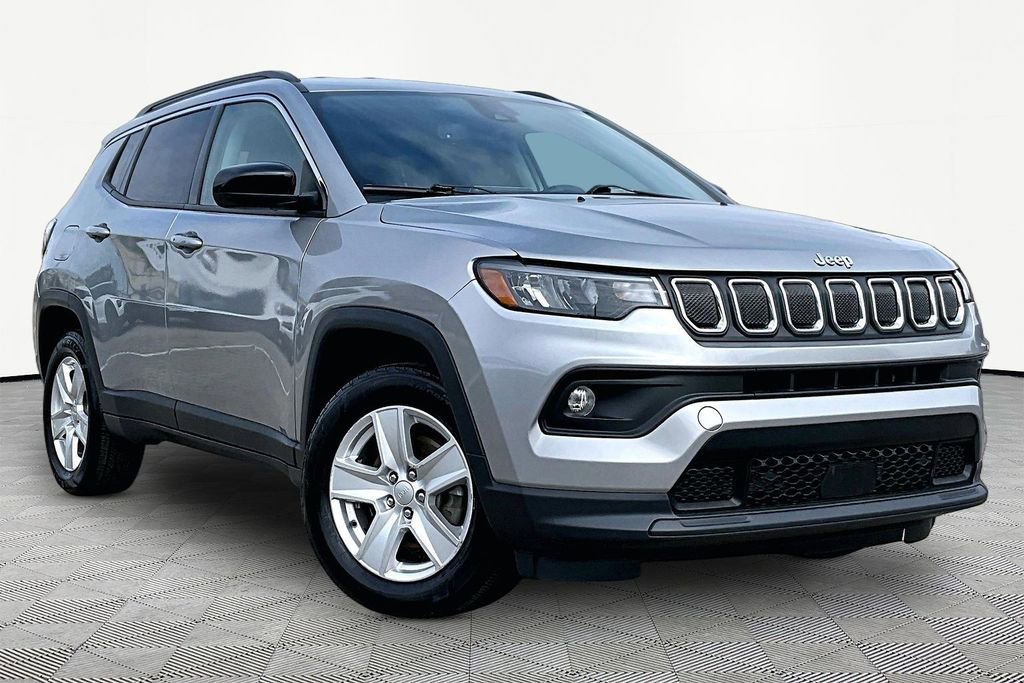 Used 2022 Jeep Compass Latitude w/ Convenience Group AWD/4WD image 12