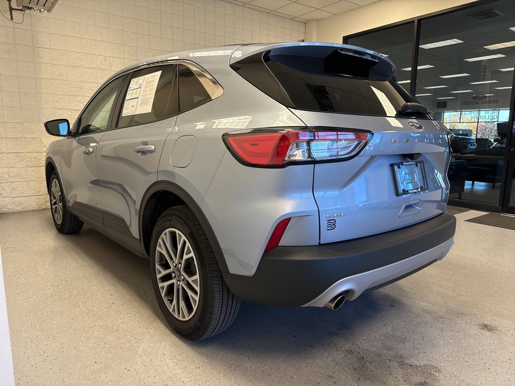 Certified 2022 Ford Escape SEL image 3