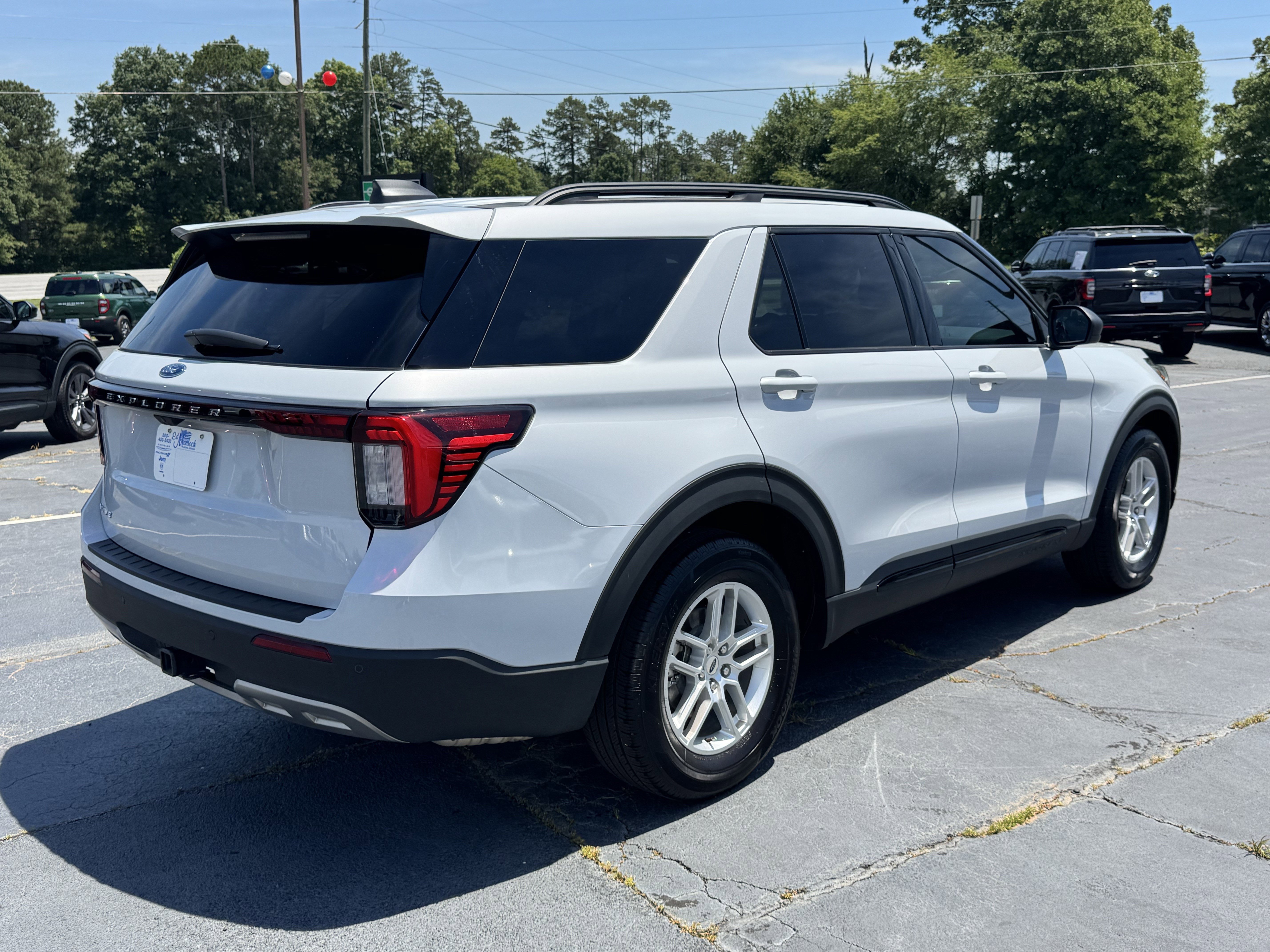 Certified 2026 Ford Explorer Active w/ Active Comfort Package RWD image 5