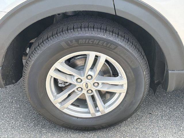 Certified 2022 Ford Explorer XLT w/ Equipment Group 202A image 31