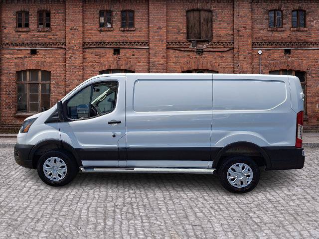 Certified 2025 Ford Transit 250 Low Roof w/ Exterior Upgrade Package RWD image 7