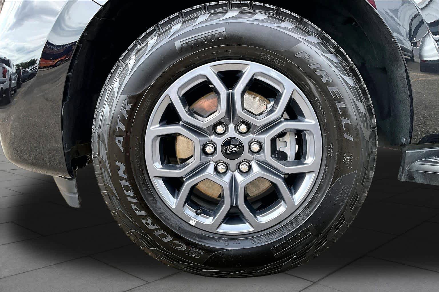 Certified 2025 Ford Expedition Active RWD image 11