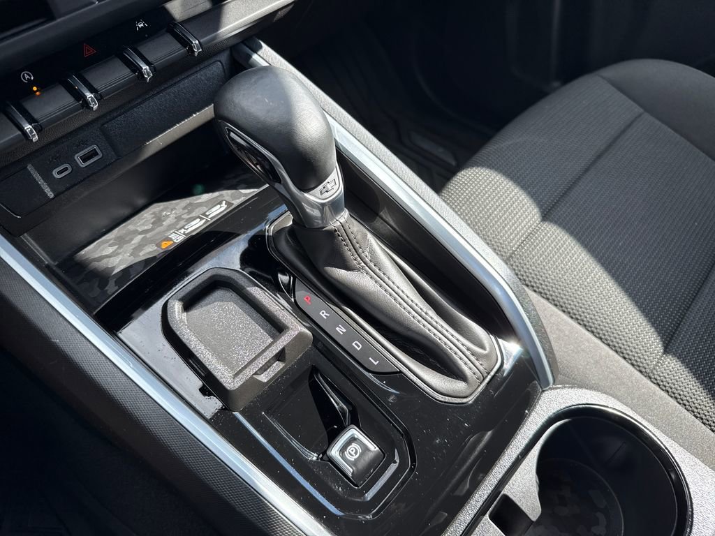 Used 2023 Chevrolet Colorado LT w/ LT Convenience Package II image 23