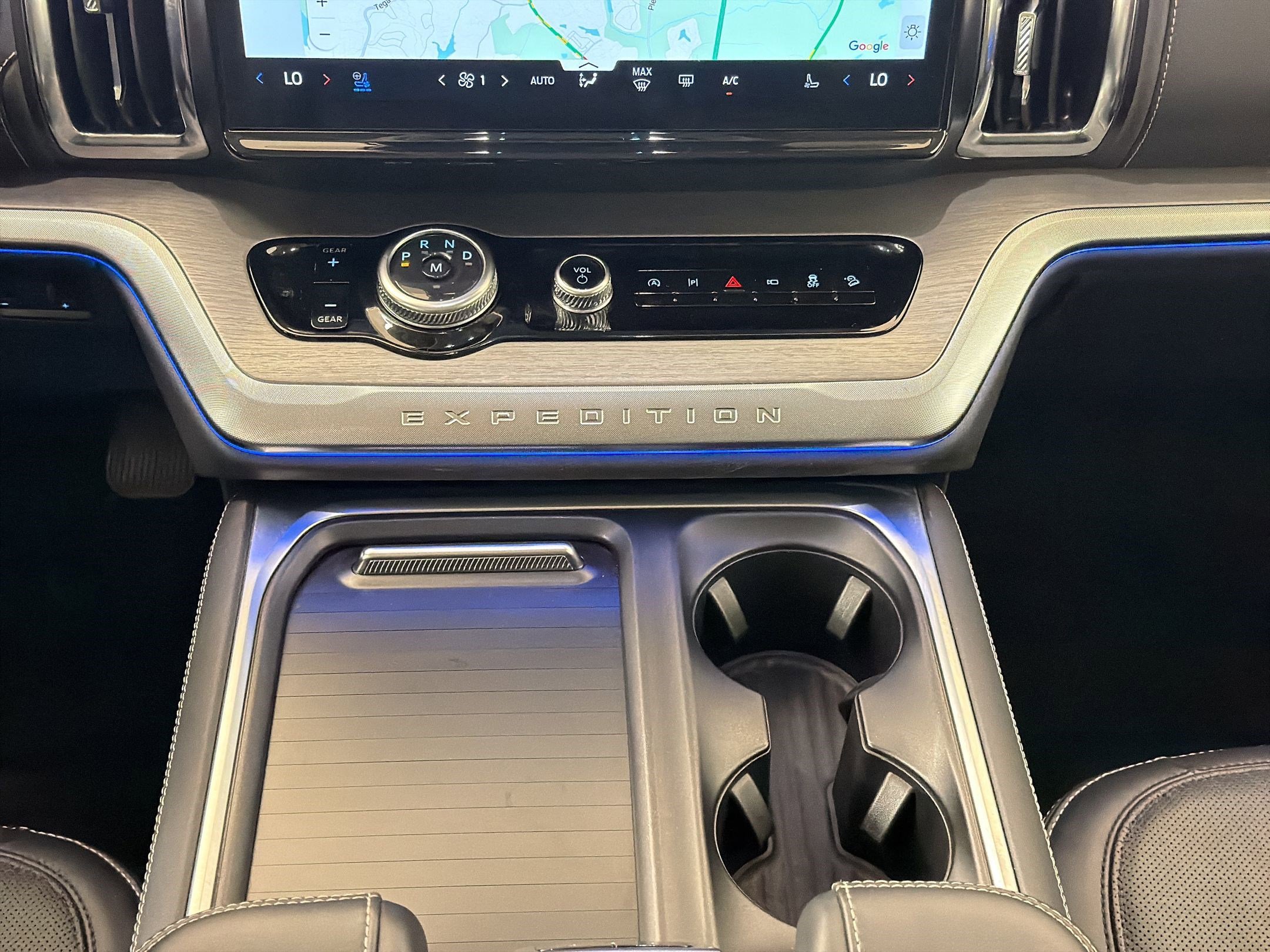 Certified 2025 Ford Expedition Platinum AWD/4WD image 26