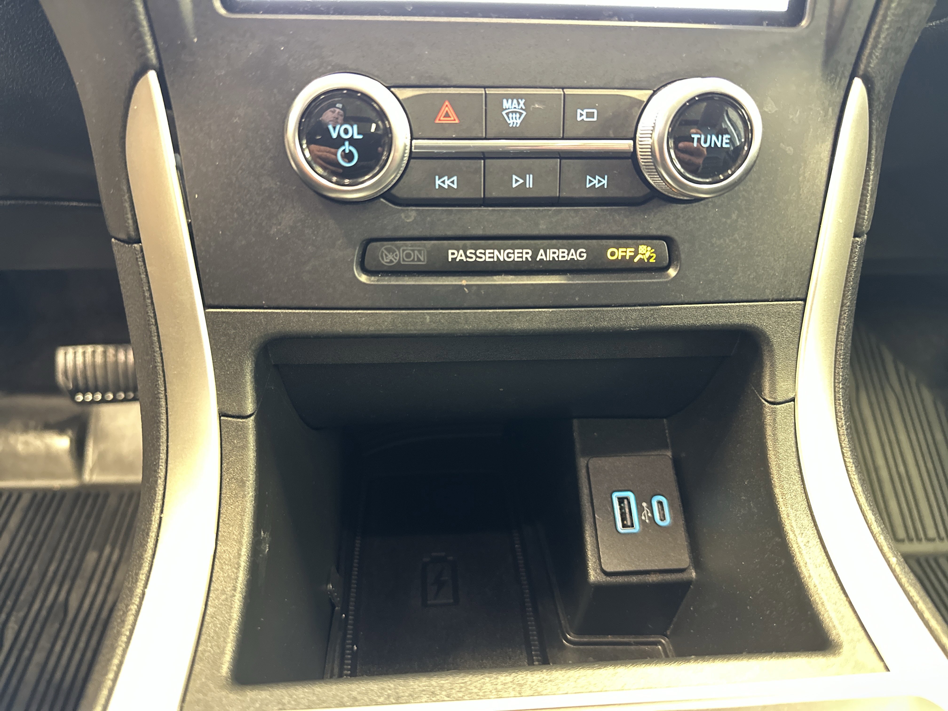 Certified 2023 Ford Edge SEL w/ Convenience Package image 33