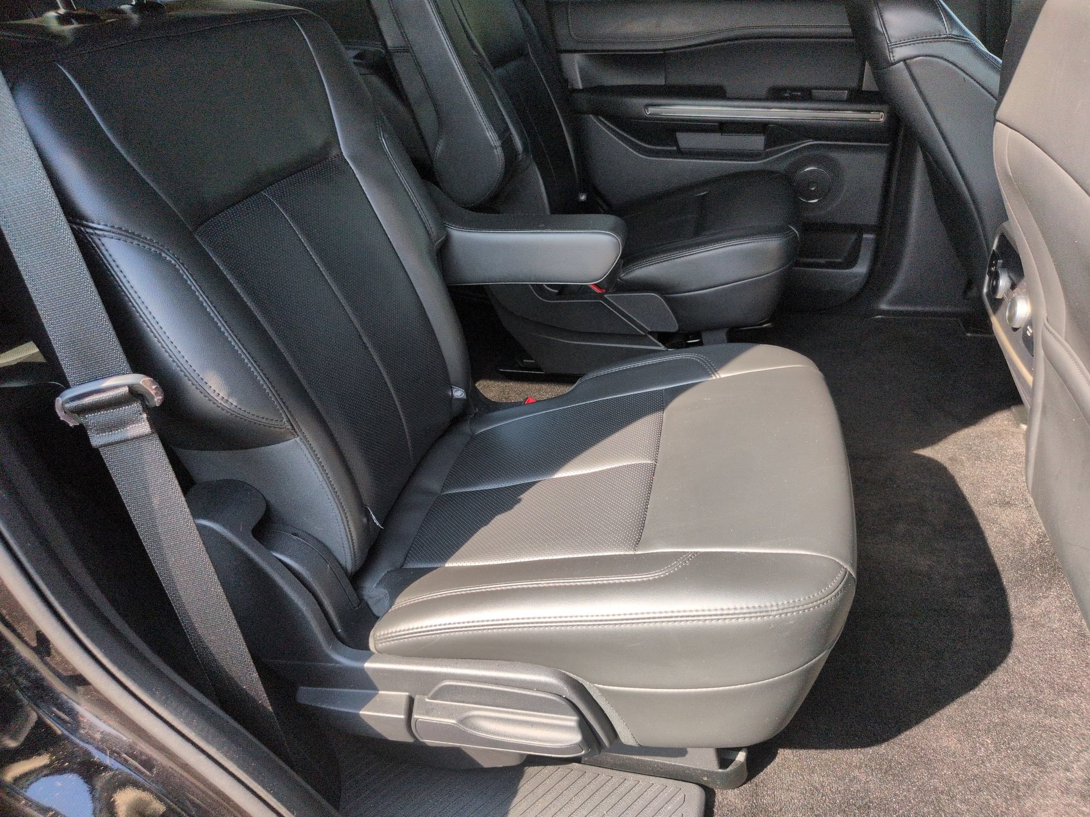 Certified 2022 Ford Expedition XLT AWD/4WD image 35
