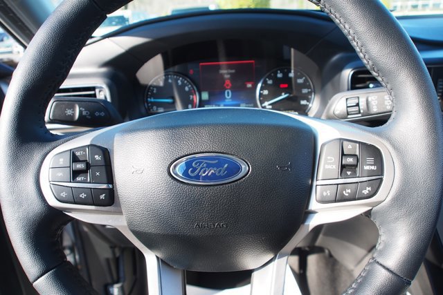 Certified 2024 Ford Explorer XLT w/ Equipment Group 202A image 23