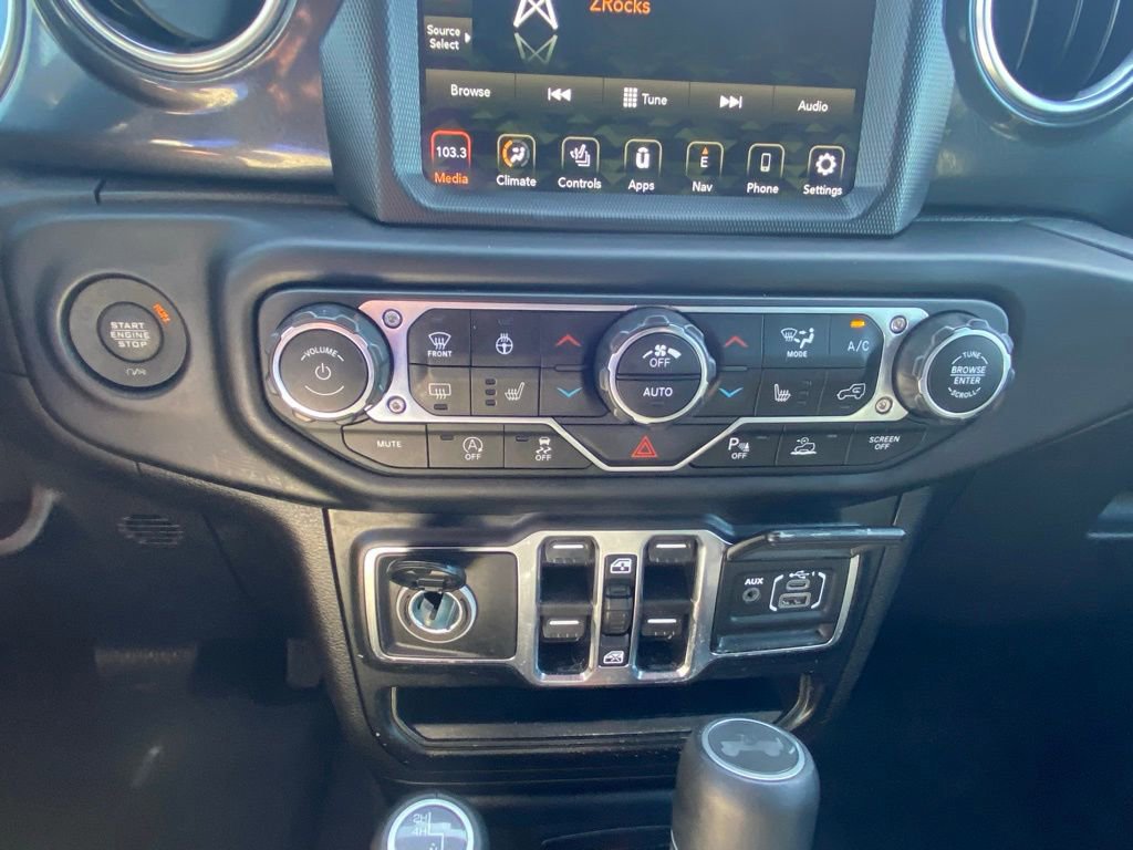 Used 2023 Jeep Wrangler Sahara AWD/4WD image 17