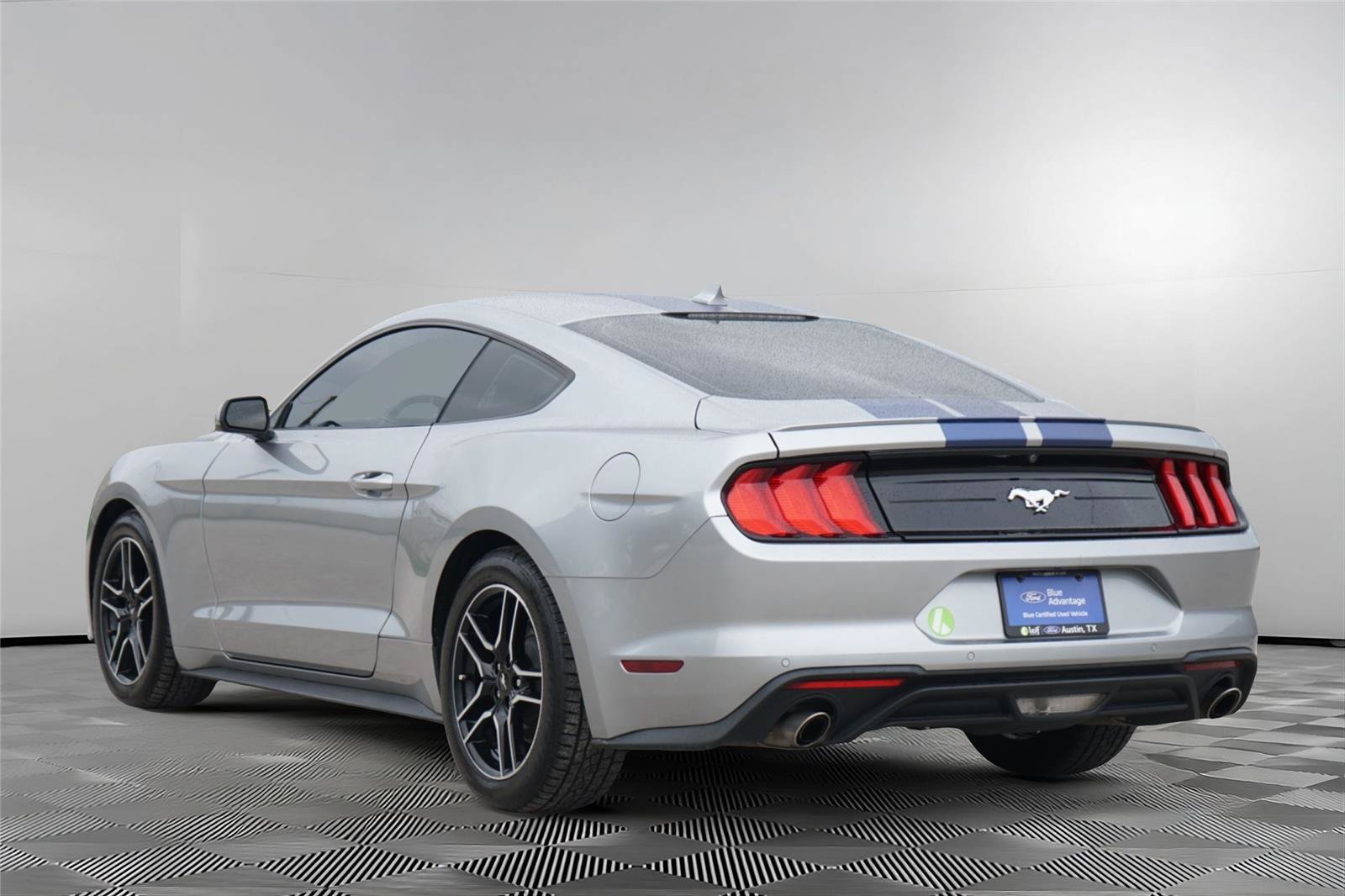 Certified 2021 Ford Mustang Premium RWD image 6