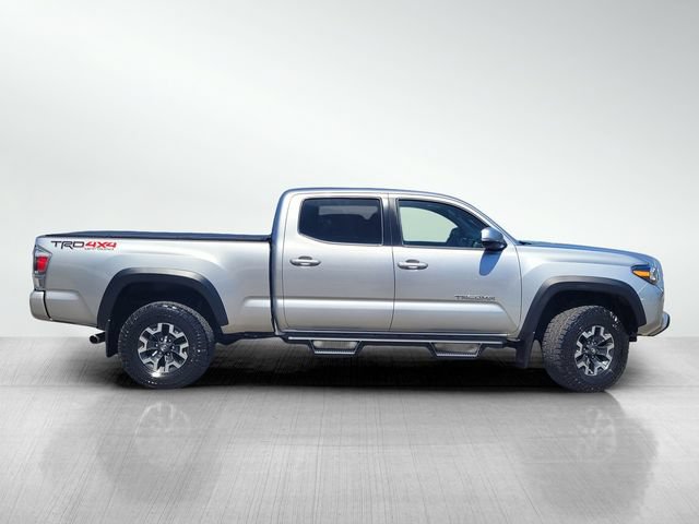 Used 2023 Toyota Tacoma TRD Off-Road w/ TRD Premium Off Road Package AWD/4WD image 3