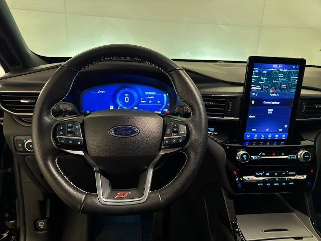 Certified 2023 Ford Explorer ST w/ Equipment Group 401A image 5